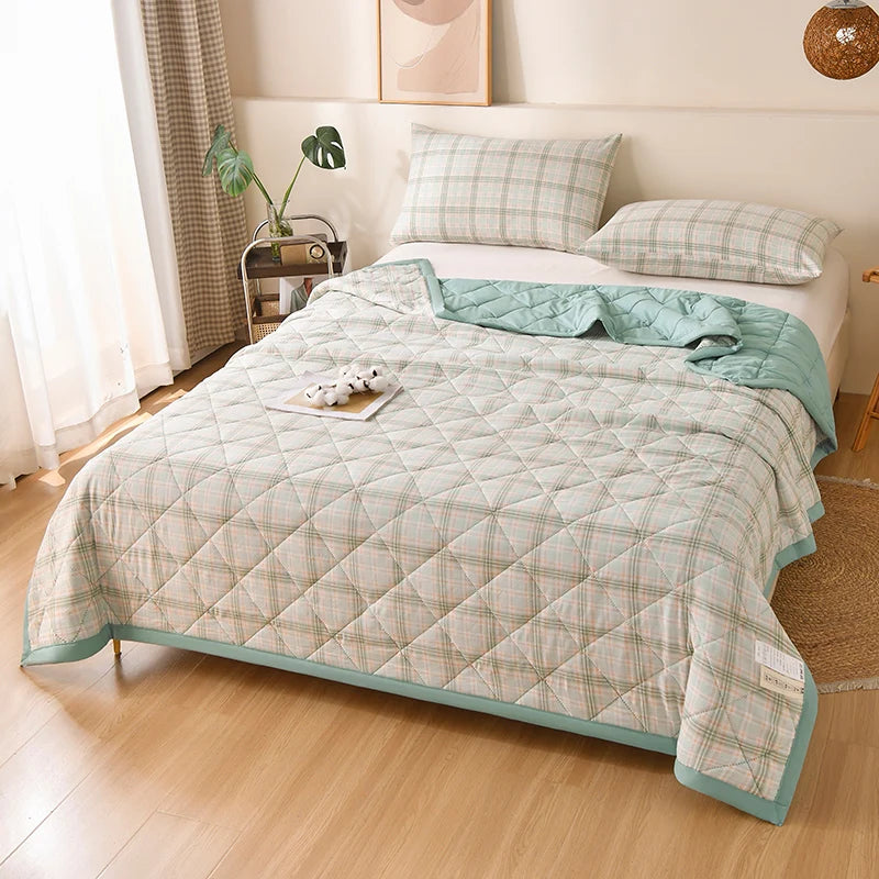 Checked Summer Quilt Blanket