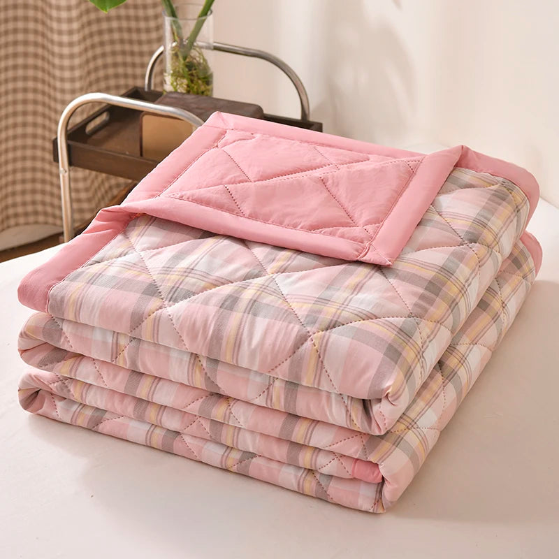 Checked Summer Quilt Blanket