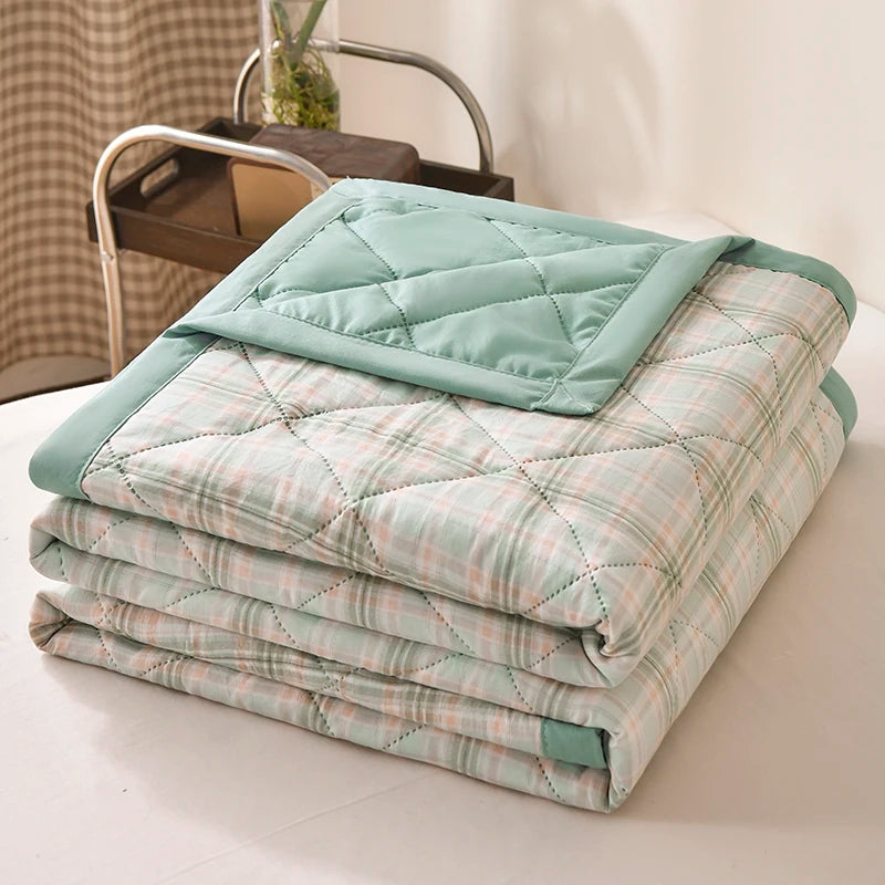 Checked Summer Quilt Blanket