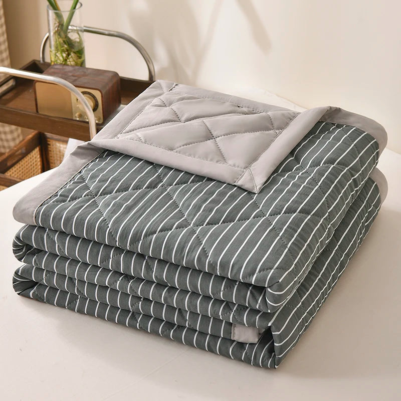 Checked Summer Quilt Blanket