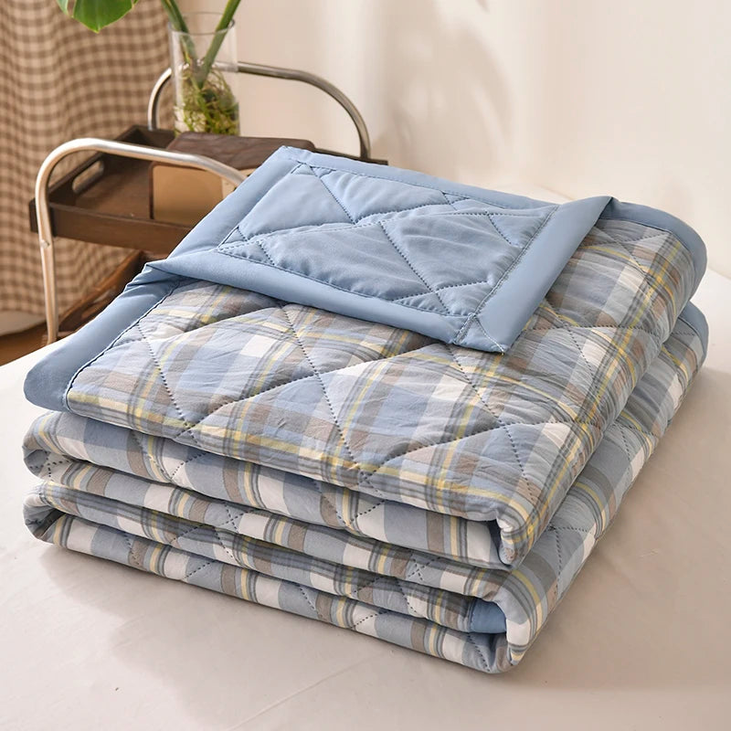 Checked Summer Quilt Blanket